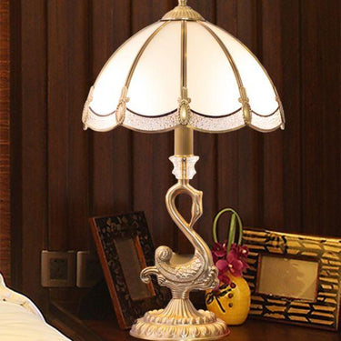 Classic Dome Table Light with Bird Decoration in Brass